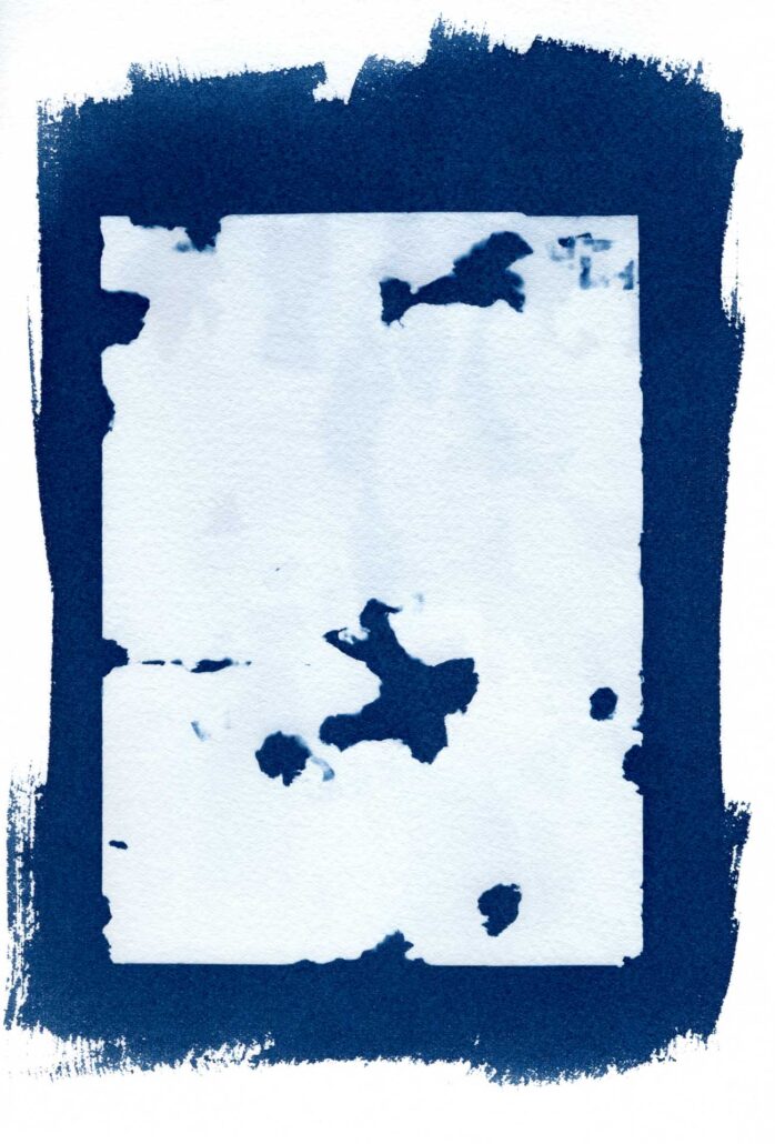 cyanotype-artistique-metamorphoses-17 Ticket caisse froissé cyanotype - trace consumériste Rennes - Métamorphoses Baptiste Vanoni