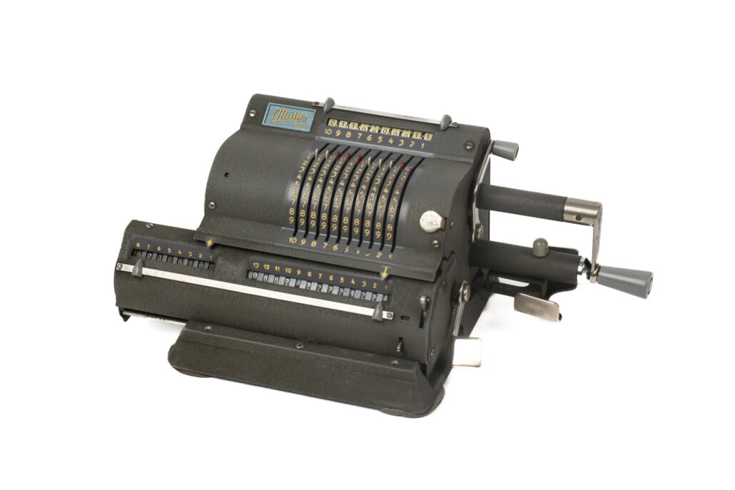Machine &agrave; calculer vintage - Photo produit